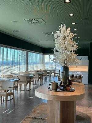 Country Club Restaurant