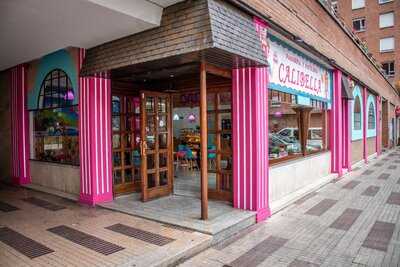 Panadería Pastelería Calibella