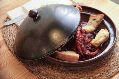 Pavarotti Italian Cuisine