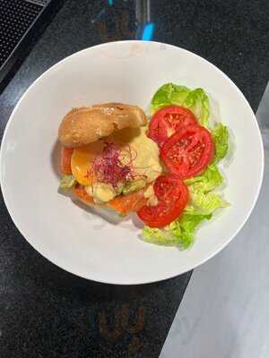 Carambola Fresh & Fruit