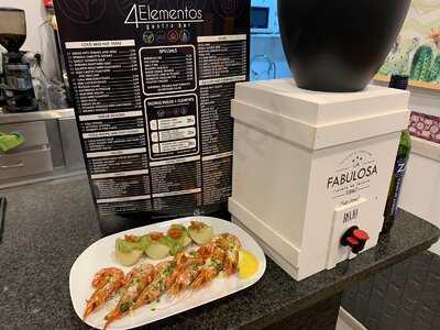 4 Elementos Gastro Bar