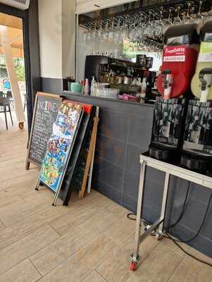 Portofino Bar-cafetería.