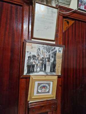 Bar Rumbo'british Bar.