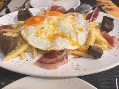 Mardi Gras Cuisine&music