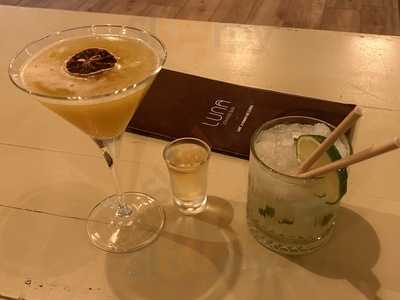 Luna Lounge Bar