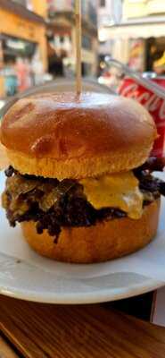 La Brava Street Food