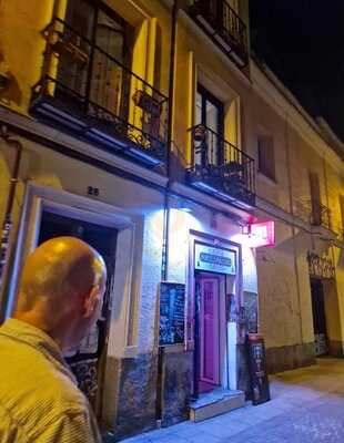 CervecerÍa El Metro De Manuela Malasaña