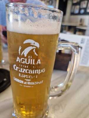 CervecerÍa 100 Montaditos.