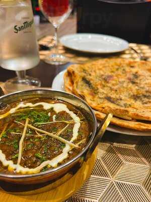 Tandoory & Curry