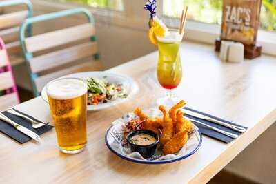 Zac's Restaurant & Bar