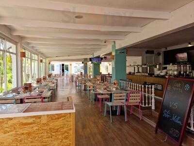 Zac's Restaurant & Bar