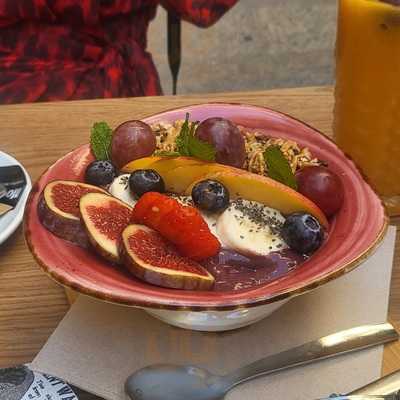 Verd Caffee & Brunch