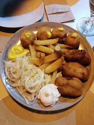 La Cuarta Luna - Gastrobar