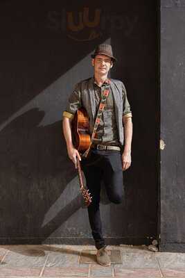 Moochers Fuengirola Bar And Grill