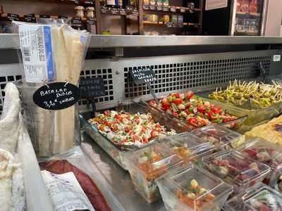 Don Pere Ultramarinos