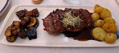 Eden Grill And Drinks