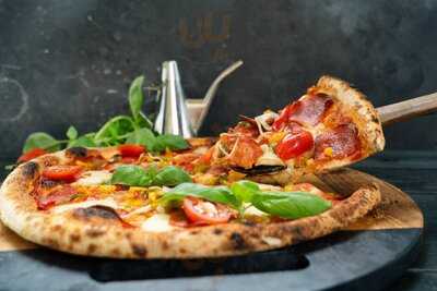 Mr Bo Restaurante Y Pizzería