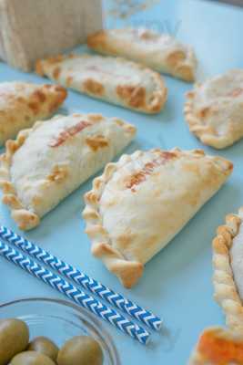 Empanadas Tita De Buenos Aires