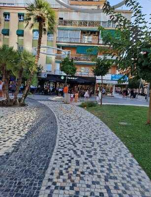 Starbucks, Plaza De La Hispanidad