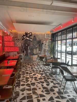 New York Burger La Estación