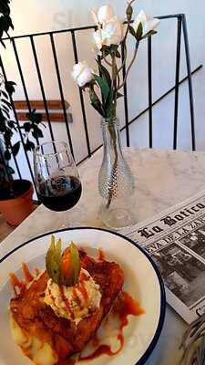 La Cueva De La Zarzamora