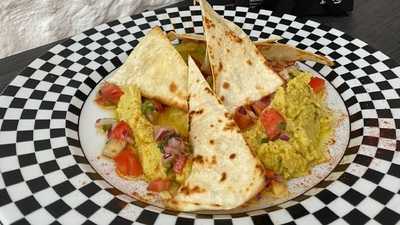 El Escondite De Mendizábal