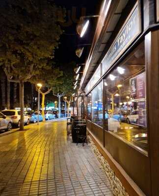 Sport Legends Tavern.