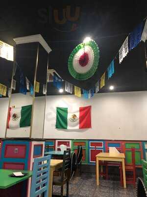 Los Cuates Tequileros