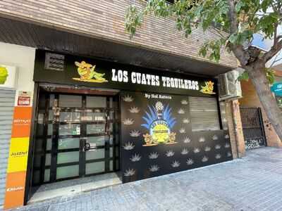 Los Cuates Tequileros