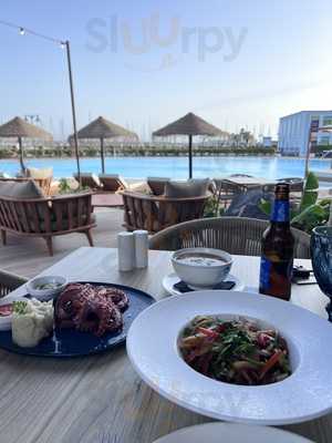 Oasis Grill & Asian Cuisine