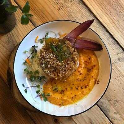 Primera Planta Green Kitchen