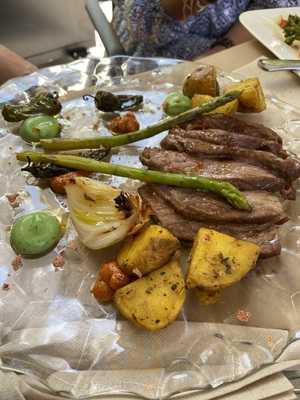 Karoma - Resto Bar Café