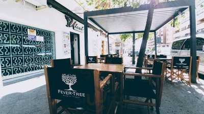 Velvet Cocktails & Gins