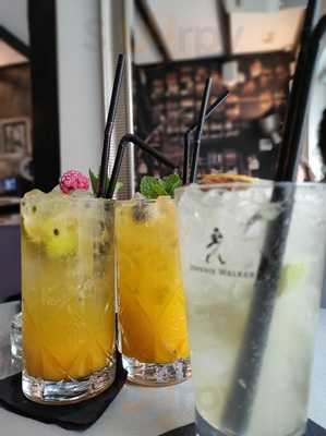 Velvet Cocktails & Gins