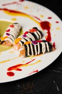 Aura Lounge Restaurant