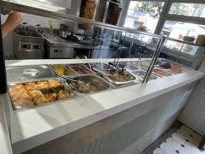 Mezebar Vira Vira The Gyro’s - Street Food