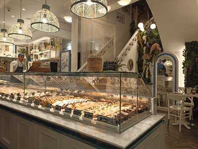 Elisa Gelateria Pastisseria Caffe