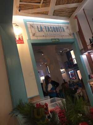 La Tasquita De En Medio