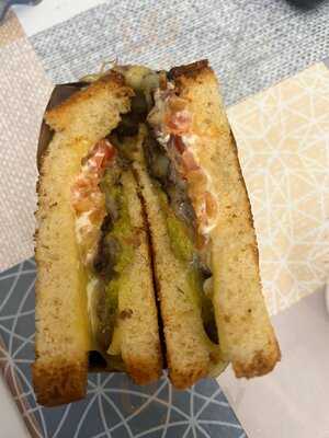 Montagu Sandwich By Soto Del Prior