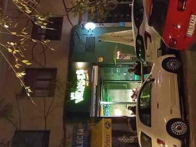 Photo 4