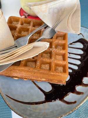 Charlys & Toms The Brunch Club