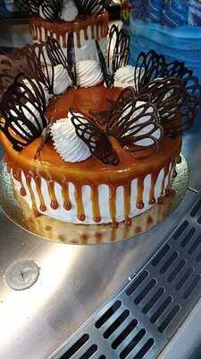 Panadería Y Pastelería Saresan