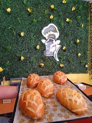 Panadería Y Pastelería Saresan