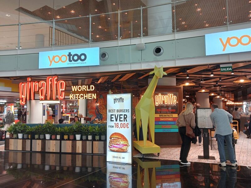 Giraffe World Kitchen