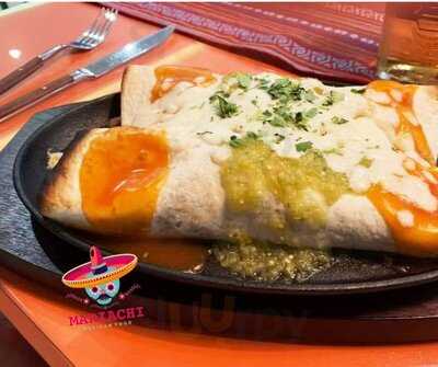 Mariachi Mexican Food