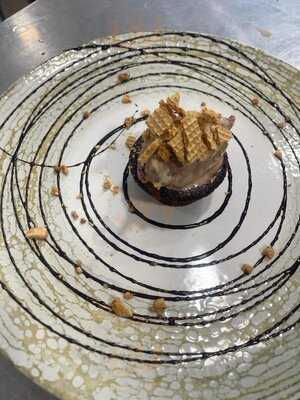 Mucho Gusto Restobar