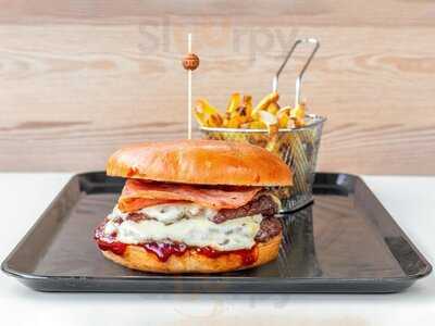 H Express Diana Halal