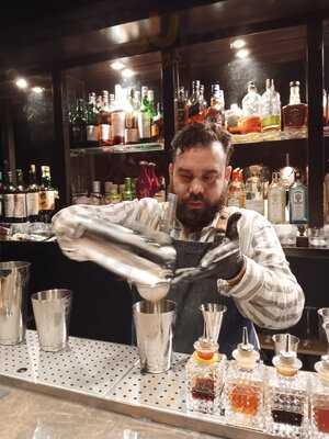 Número Tres Cocktail Bar