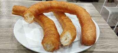 Praviero Xoco Xurros 