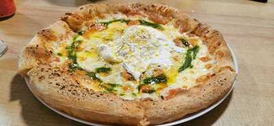 BistrÓ Pizza & Pan Artesanal